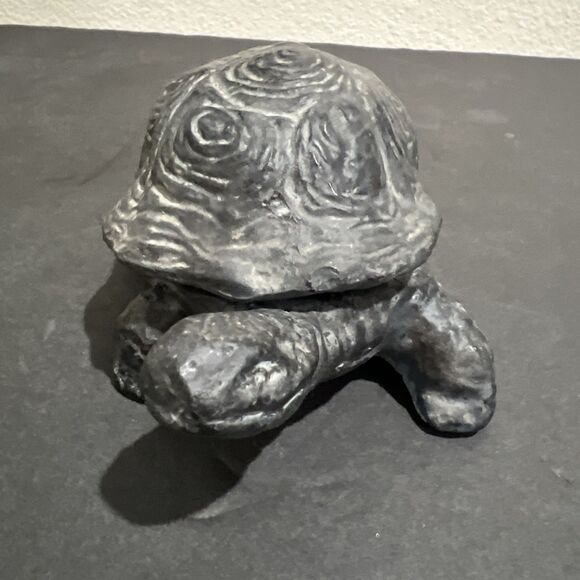 Hand Cast Clay Pottery Turtle Trinket Box Hen-Feathers - Picture 3 of 11